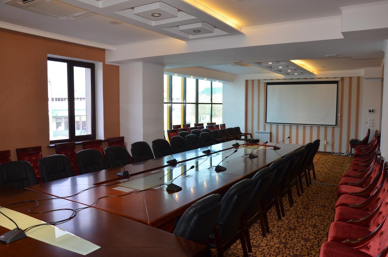 Hotel Zhibek Zholy Chimkent Extérieur photo
